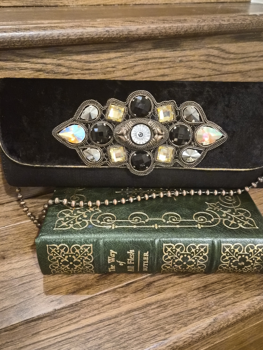 Vintage Embelished Clutch